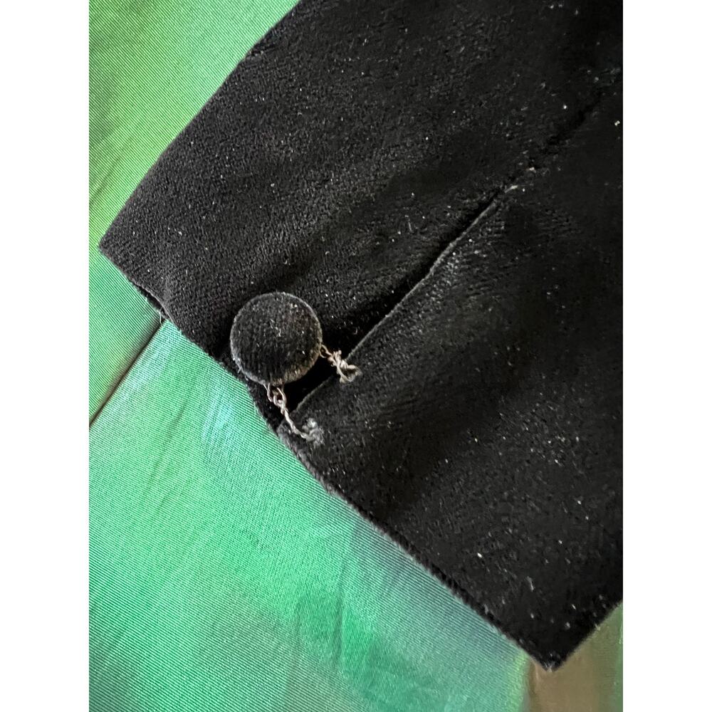 Vintage 80’s Black Velvet & Green Bubble Skirt with V-Neck Back Size: Medium - Picture 6 of 13